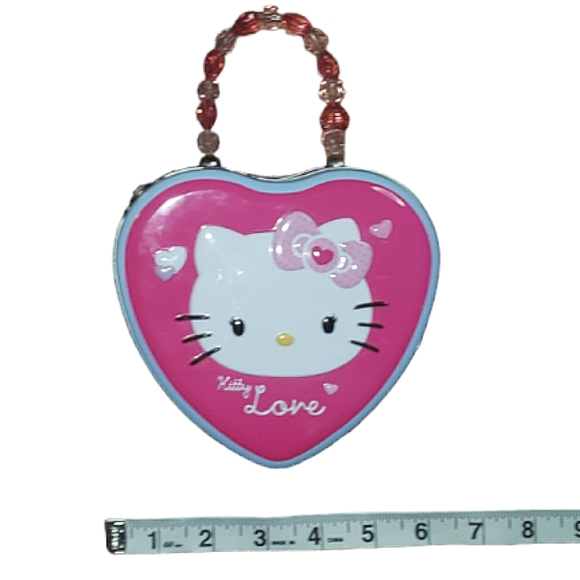 Hello Kitty Love Embossed Tin Heart Bead Handle Container Purse Collectable Toy - Picture 16 of 16